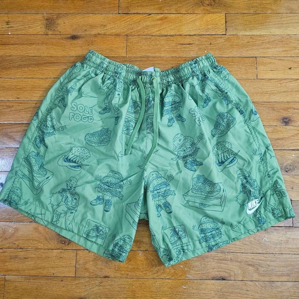 Nike Men's Sportswear Sole Food Woven Flow Shorts Size Large - Picture 2 of 7